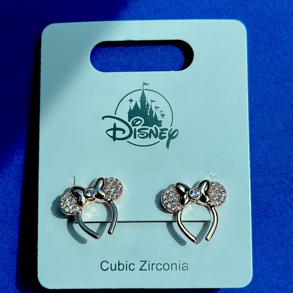 Push pin earrings
